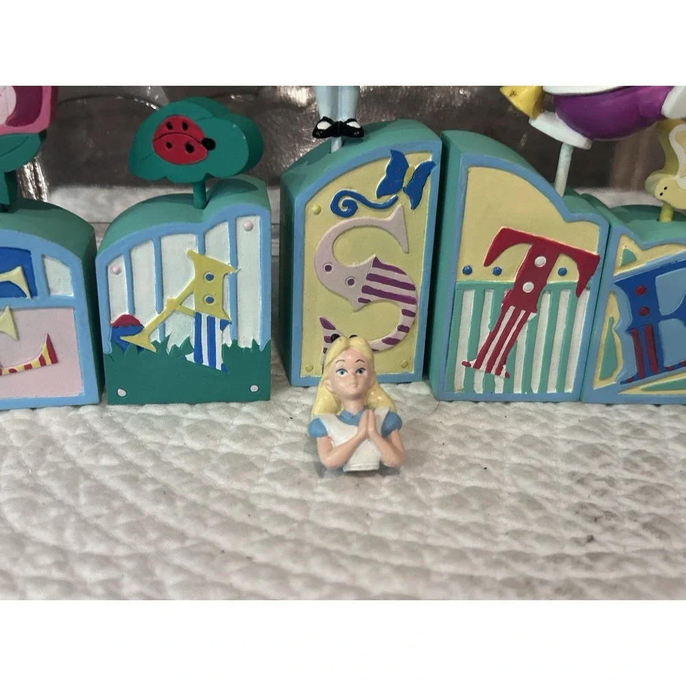 Disney Store Alice In Wonderland Set Of Holiday Blocks Happy Easter‎ Bunny READ
